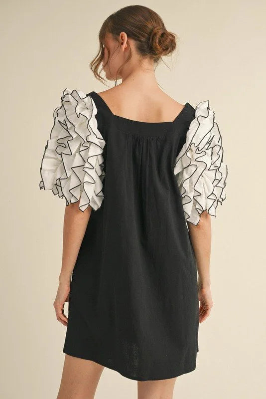 Large Ruffle Puffed Sleeves Dress