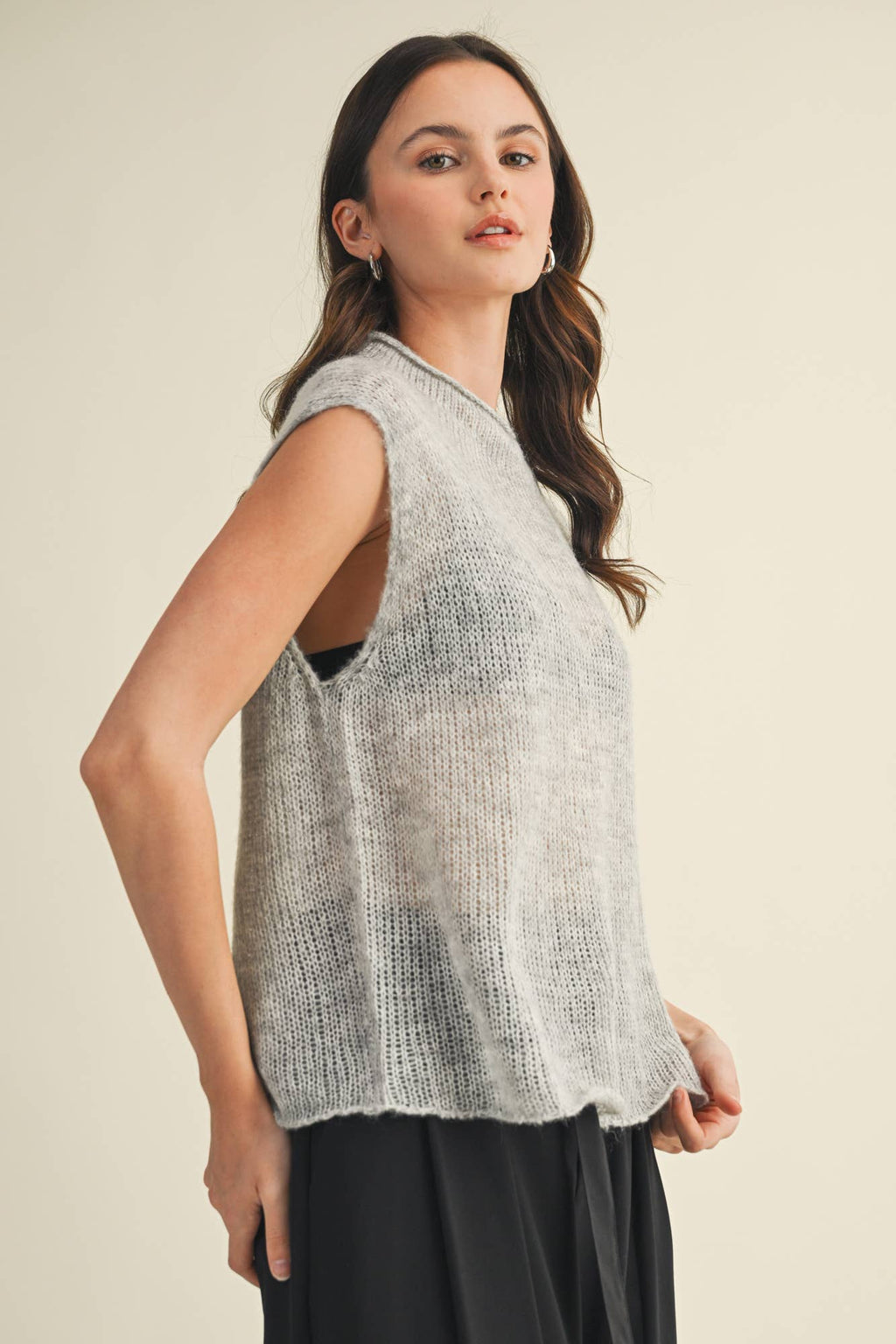 Sleeveless Sweater Top (Grey)