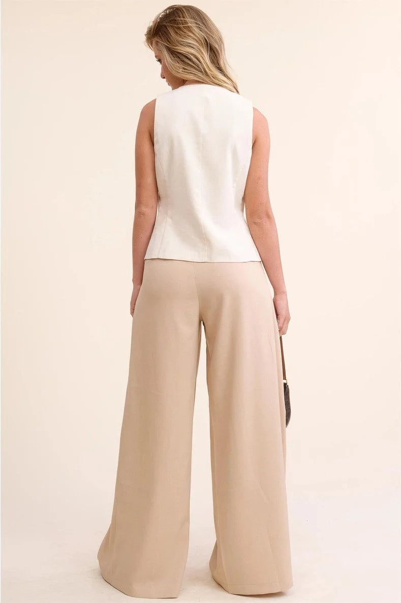 KHAKKI WIDE-LEG PLEATED TROUSER PANTS